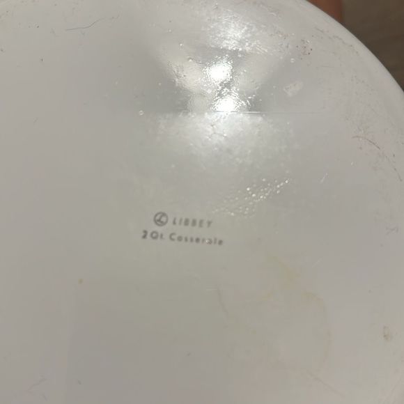 Libby’s 2 quart casserole dish with lid - Picture 7 of 7